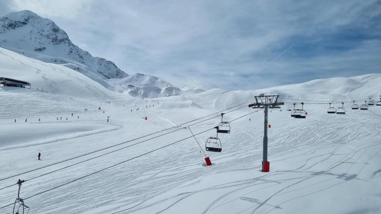 Arcs 1950 Appartement Luxe Type Chalet 5 A 7 Personnes Vue Imprenable Sur Le Montblanc Skis Aux Pieds Les Arcs  Exteriör bild